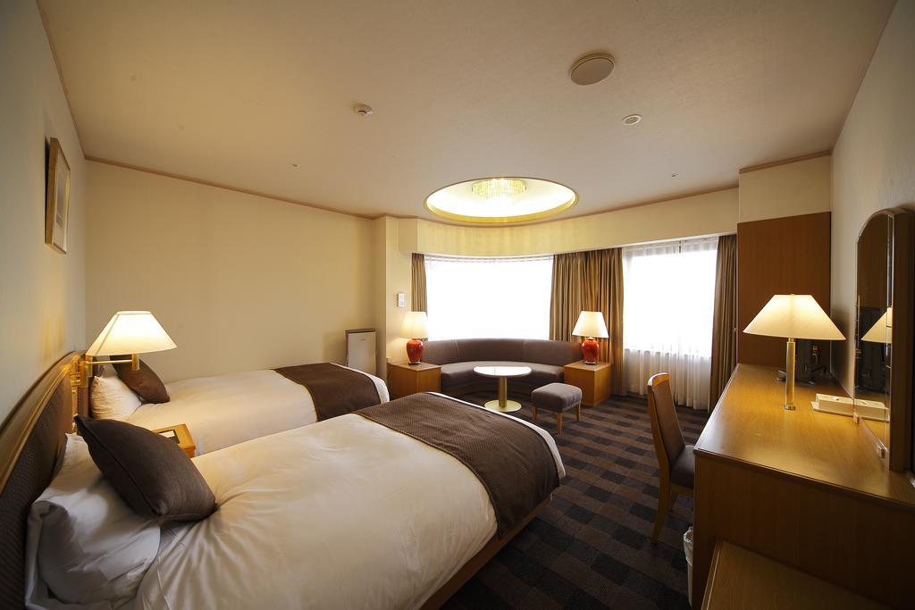 Hotel Granvia Wakayama Bagian luar foto